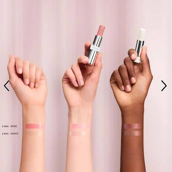 PRADA LIGHT GLOWING LIP OIL STICK - ROSE - Picture 3 of 3